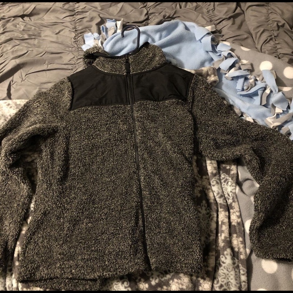 Gray Sherpa zip up